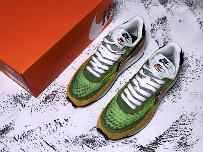 Nike LD Waffle sacai Green Gusto  BV0073-300