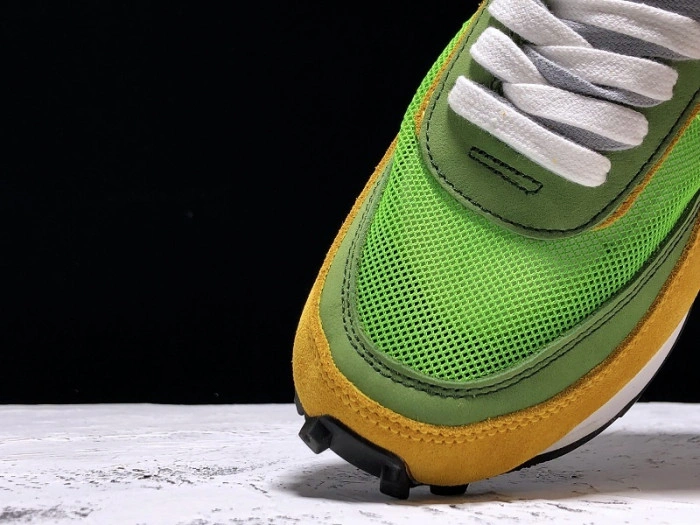 Nike LD Waffle sacai Green Gusto  BV0073-300