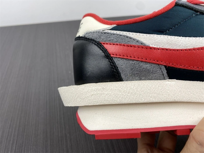 Nike LD Waffle sacai Undercover University Red DJ4877-300