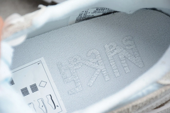 Nike LD Waffle sacai White Nylon   BV0073-101