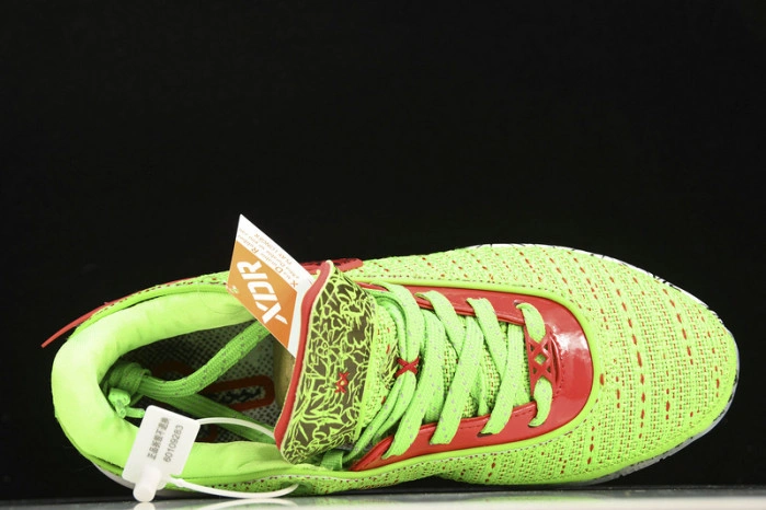Nike LeBron 20 Stocking Stuffer   FJ4955-300