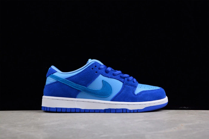 Nike SB Dunk Low Blue Raspberry DM0807-400