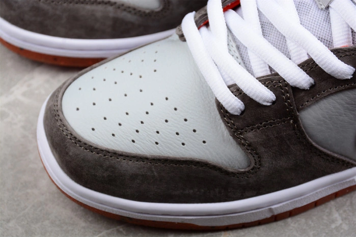 Nike SB Dunk Low Crushed D.C. DH7782-001
