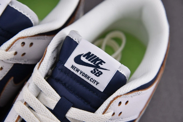 Nike SB Dunk Low HUF New York City FD8775-100