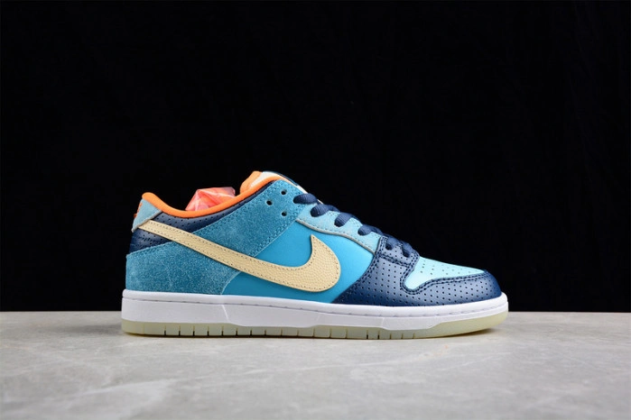 Nike SB Dunk Low MIA Skate Shop 504750-474
