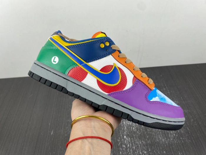 Nike SB Dunk Low Mario   DH0952-100