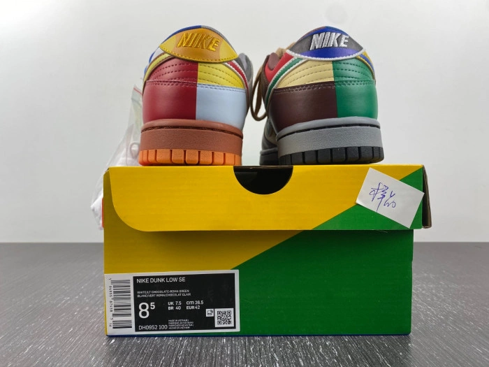 Nike SB Dunk Low Mario   DH0952-100