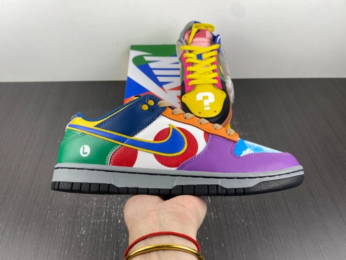 Nike SB Dunk Low Mario   DH0952-100