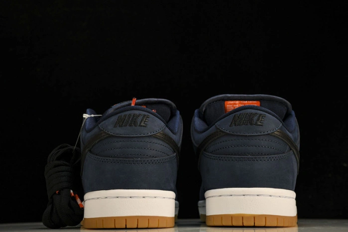 Nike SB Dunk Low Navy Black Gum  CW7463-401