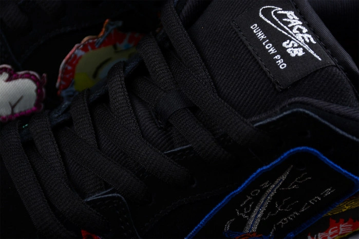 Nike SB Dunk Low Neckface DQ4488-001