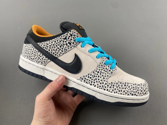Nike SB Dunk Low Olympics Safari