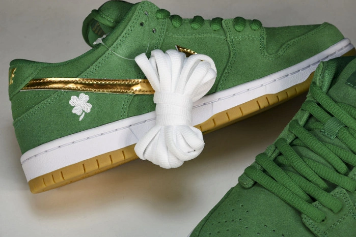 Nike SB Dunk Low Pro St. Patrick's Day     BQ6817-303