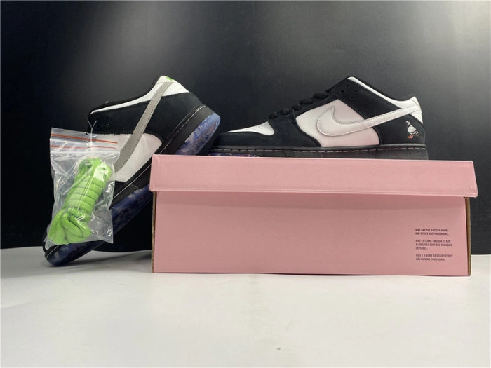 Nike SB Dunk Low Staple Panda Pigeon BV1310-013