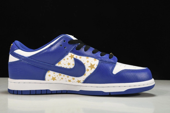 Nike SB Dunk Low Supreme Stars Hyper Royal  DH3228-100