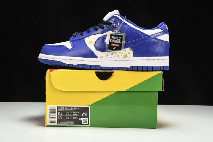 Nike SB Dunk Low Supreme Stars Hyper Royal  DH3228-100
