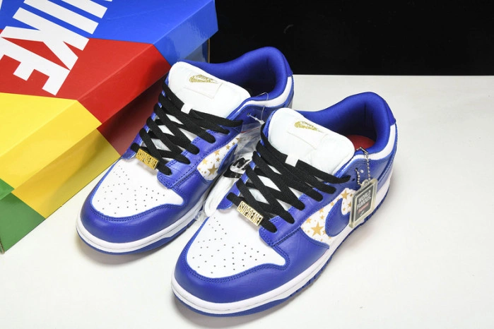 Nike SB Dunk Low Supreme Stars Hyper Royal  DH3228-100