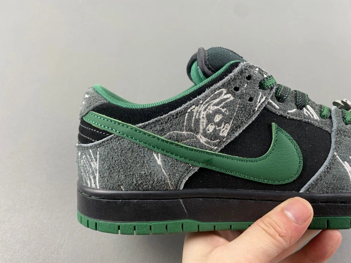 Nike SB Dunk Low There Skateboards     HF7743-001