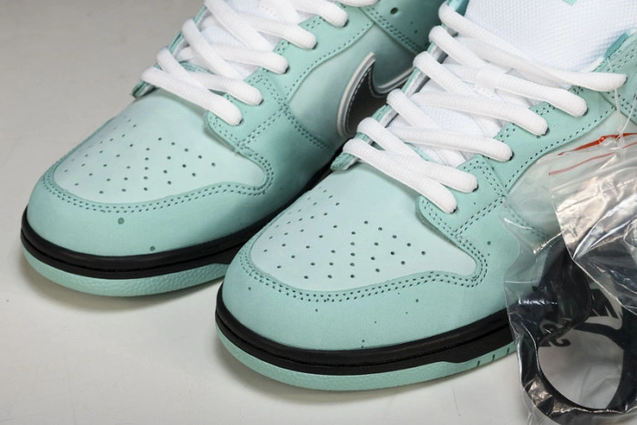 Nike SB Dunk Low Tiffany Green  BV1310-402