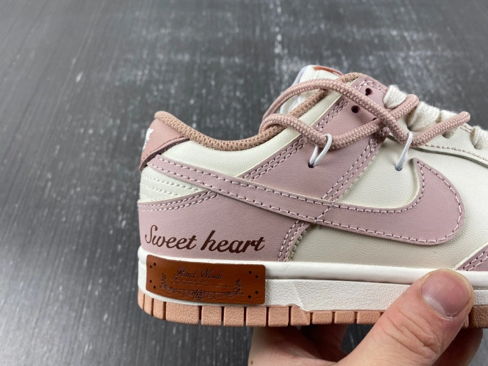 Nike SB Dunk Low Vintage Sweetheart pink  DD1503-118
