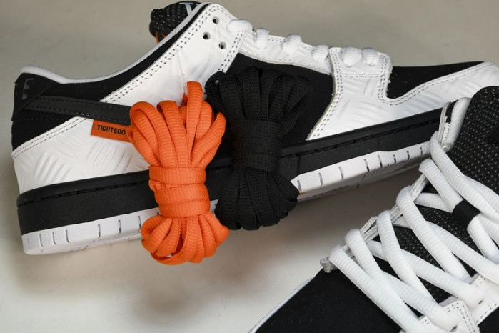 Nike SB Dunk Low x Tightbooth  FD2629-100