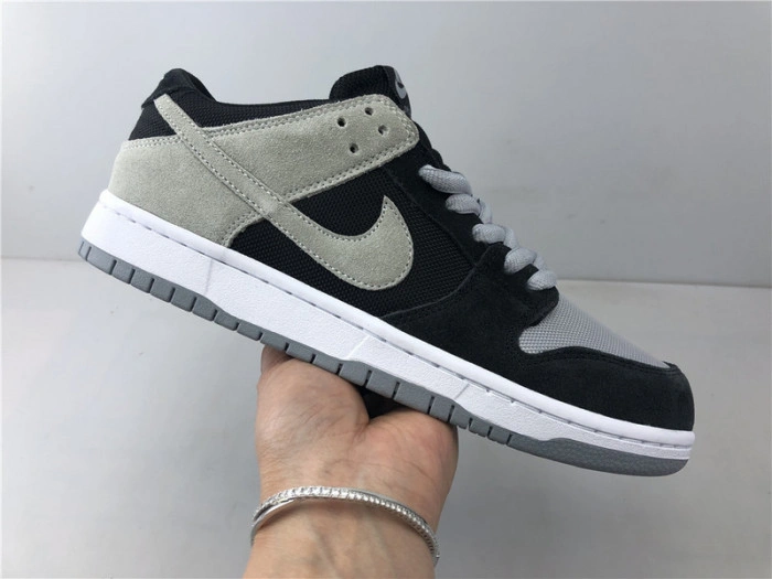 Nike Sb Zoom Dunk Low Pro Black Wolf Grey-White-White 854866-001