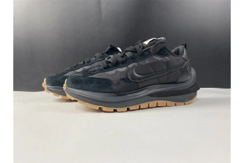 Nike Vaporwaffle Sacai Black Gum DD1875-001