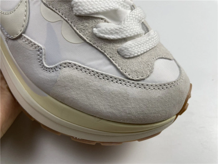 Nike Vaporwaffle Sacai Sail Gum DD1875-100
