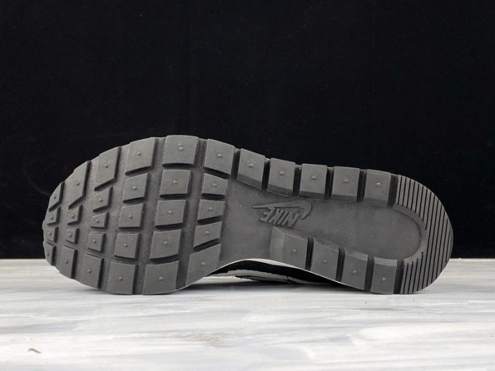 Nike Vaporwaffle sacai Black White CV1363-001
