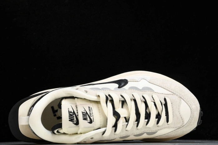 Nike Vaporwaffle sacai Grey Black White DD1875-101