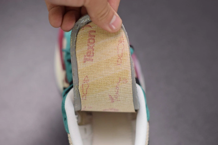 Nike Vaporwaffle sacai Villain Red Neptune Green   DD3035-200