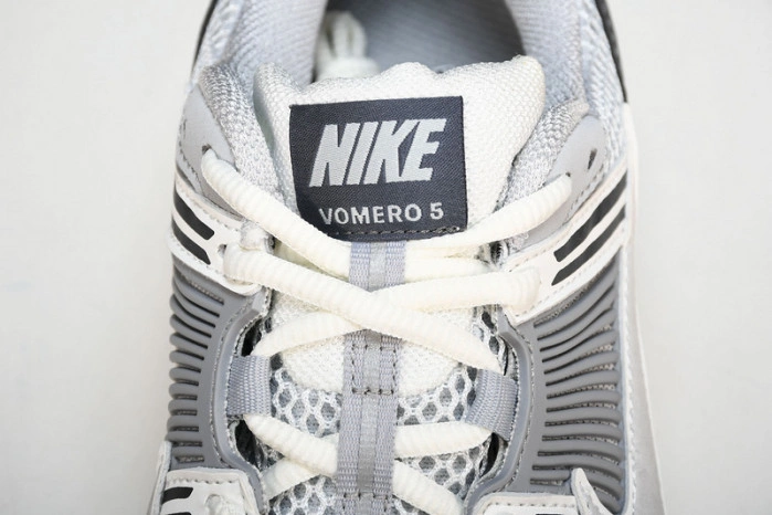 Nike Zoom Vomero 5  Vast Grey  BV1358-001