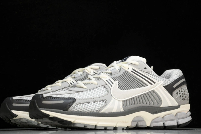 Nike Zoom Vomero 5  Vast Grey  BV1358-001