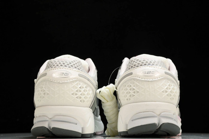 Nike Zoom Vomero 5 520 Pack White Pink FN3695-001