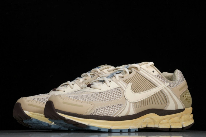Nike Zoom Vomero 5 Oatmeal    FB8825-111