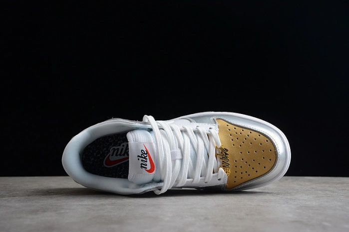 Nk SB Dunk Low Heirloom (W) DH4403-700