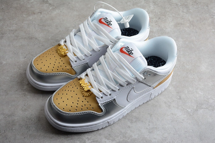 Nk SB Dunk Low Heirloom (W) DH4403-700