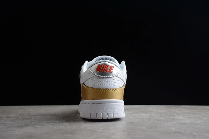 Nk SB Dunk Low Heirloom (W) DH4403-700