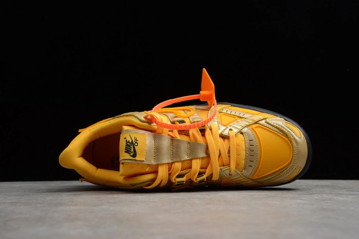 O-W NIKE AIR RUBBER DUNK “UNIVERSITY GOLD” CU6015-700