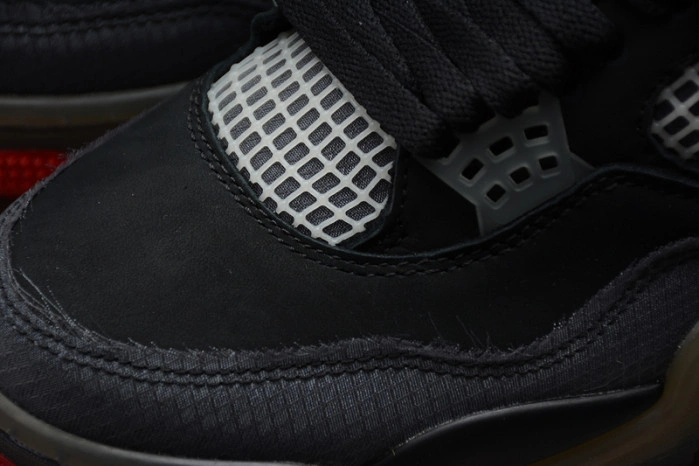 O-W x Air Jordan 4 “Bred” CV9388-001