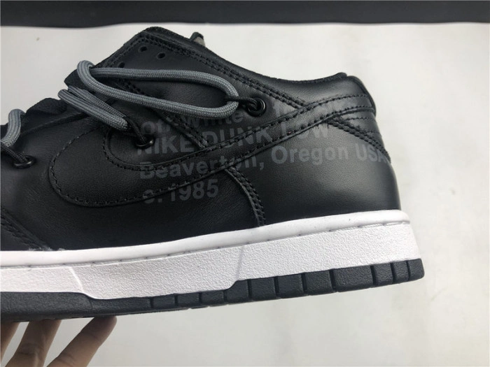 O-W x Nike Dunk Low CT0856-002