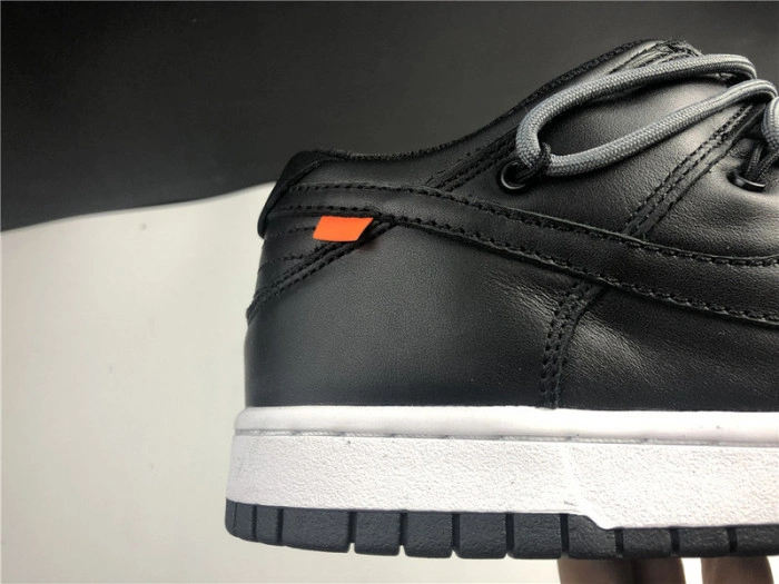 O-W x Nike Dunk Low CT0856-002