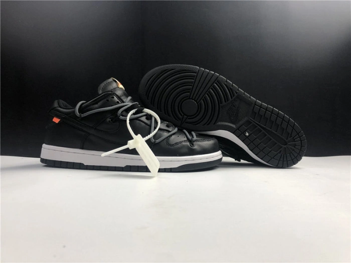 O-W x Nike Dunk Low CT0856-002