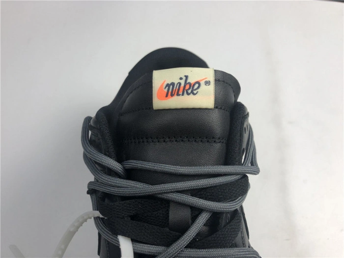 O-W x Nike Dunk Low CT0856-002