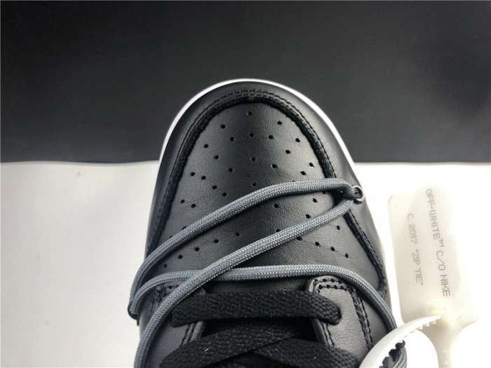 O-W x Nike Dunk Low CT0856-002