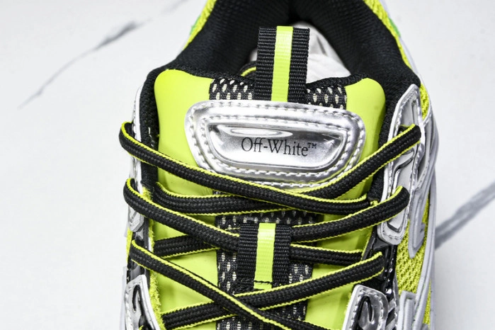 OFF-WHITE Be Right Back
