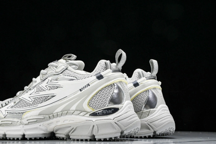 OFF-WHITE Be Right Back