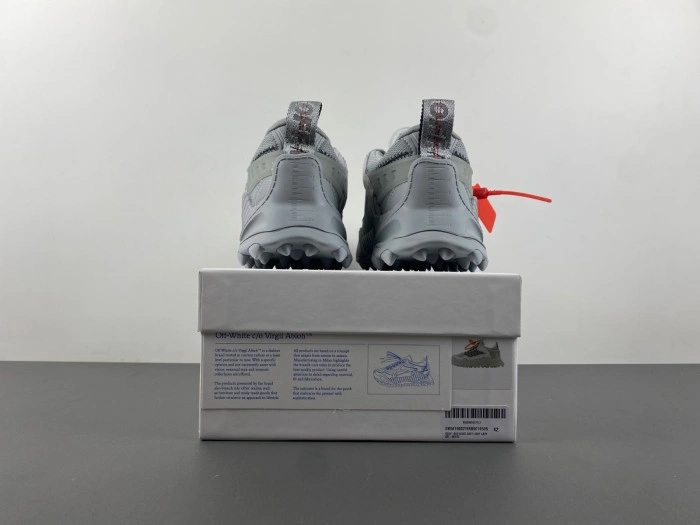 OFF-WHITE Odsy-1000