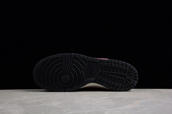 Otomo Katsuhiro x NK SB Dunk Low "Steamboy OST"  F0039-005