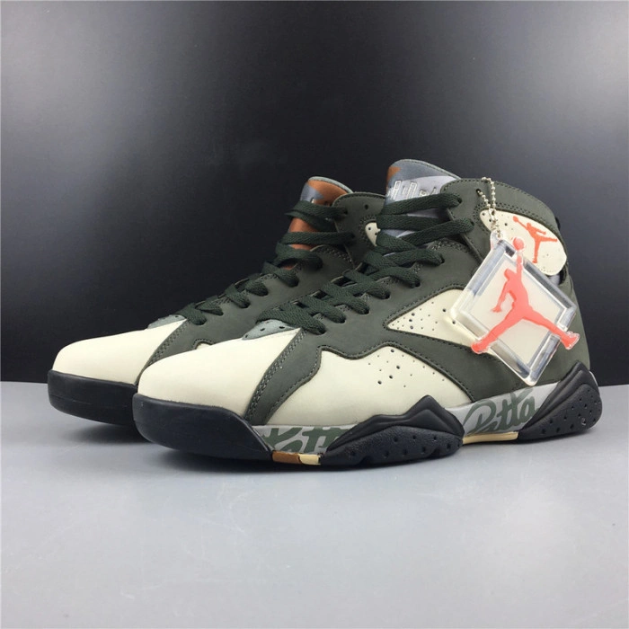 PATTA X AIR JORDAN 7 “ICICLE” AT3375-100