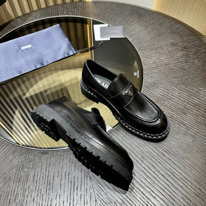 PR0DA LOAFERS